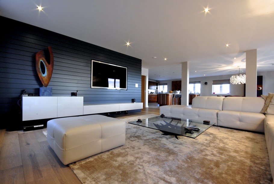 Spectacular Manchester Penthouse Interior by Curve
