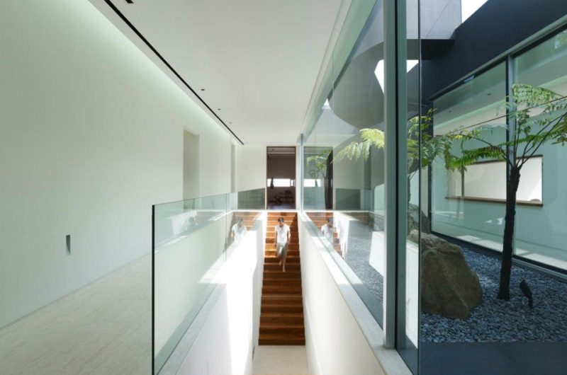 The JKC1 House in Bukit Timah, Singapore (8)