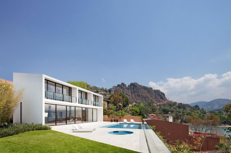 Casa la Roca Luxury Residence in Valle de Bravo, Mexico (5)