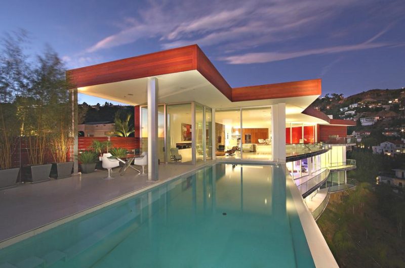 Superb Hollywood Hills Residence for Sale (2)