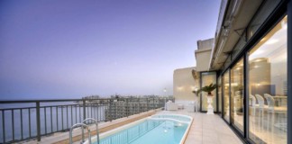 Superb Luxury Penthouse In Portomaso, Malta