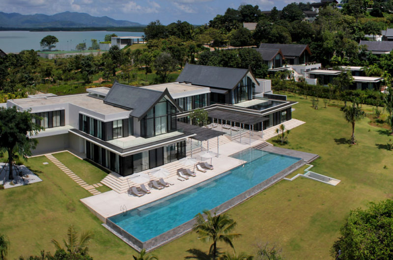 The Superb Villa Verai on Phuket Island, Thailand (50)