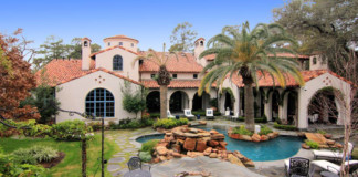 Opulent Mediterranean-style Mansion In Texas