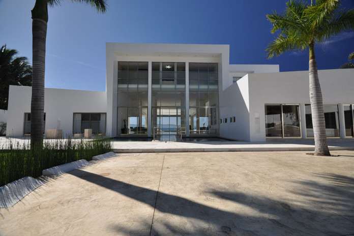 Casa China Blanca: A Luxe Vacation Villa In Puerto Vallarta