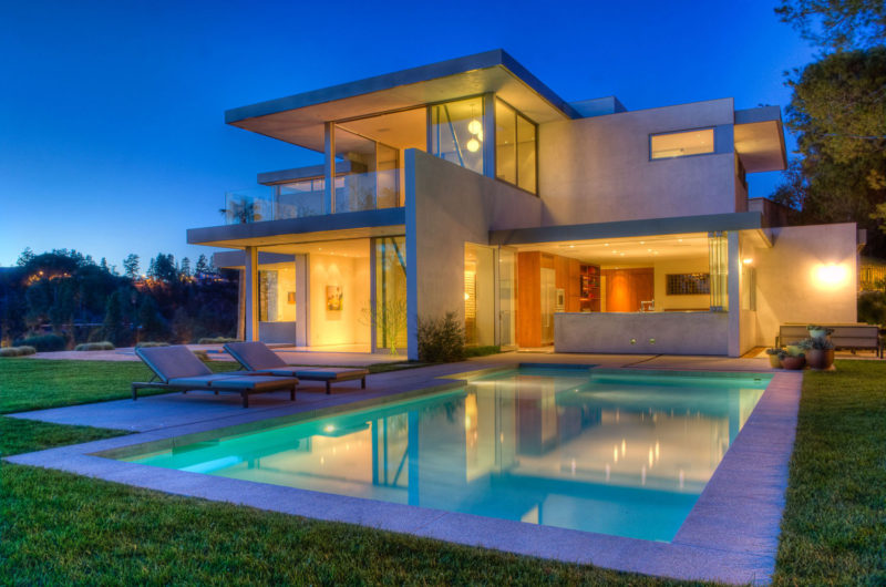 The Gorgeous Lookout Residence in Beverly Hills (2)