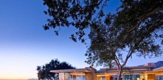 Stunning Oceanfront Residence In Carpinteria, California
