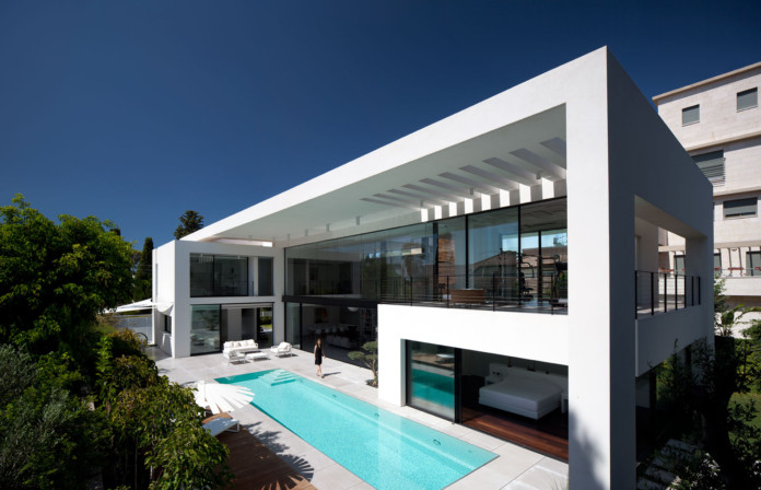 The Magnificent Contemporary Bauhaus In Israel