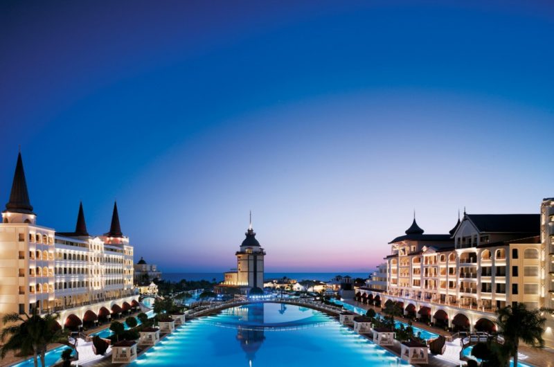 Loving Luxury at Mardan Palace Resort, Turkey (13)