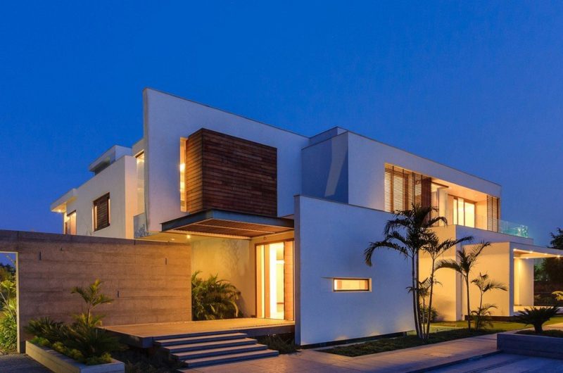 Luxurious E4 House by DADA Partners (6)