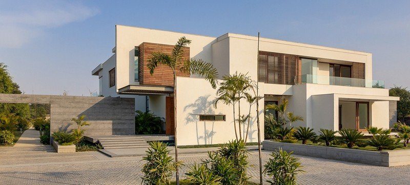 Luxurious E4 House by DADA Partners (16)