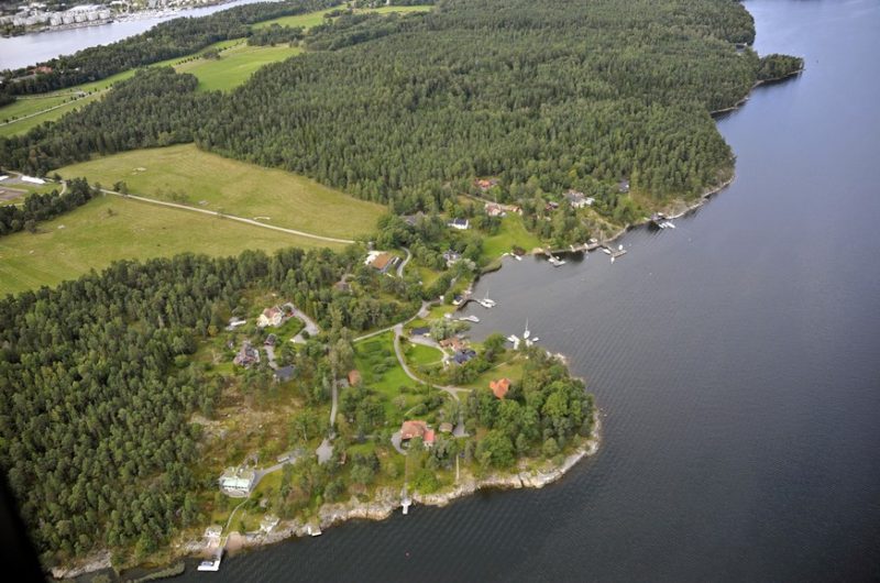 Luxury Residence on Lidingö Island, Sweden (36)