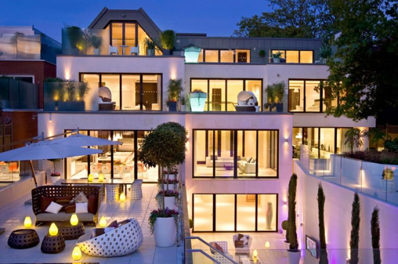 The Dream Mansion in London by Harrison Varma (13)