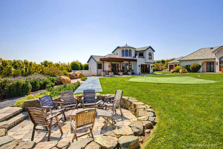 Luxurious Trophy Estate in Encinitas, California (67)