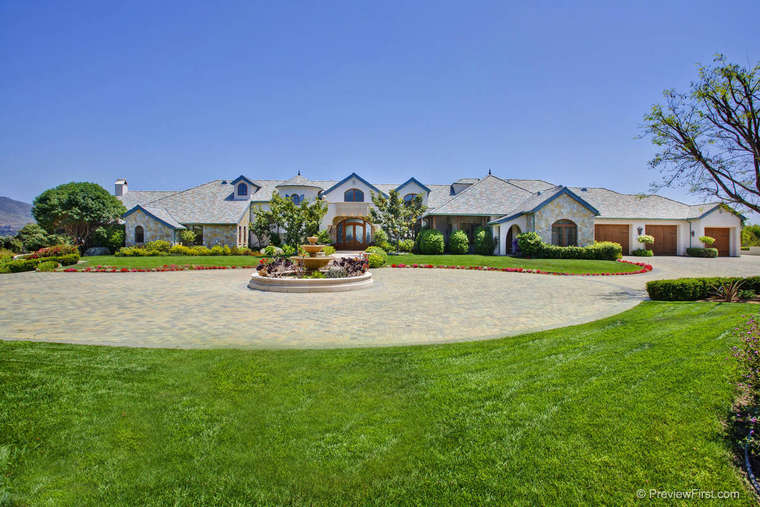 Luxurious Trophy Estate in Encinitas, California (20)