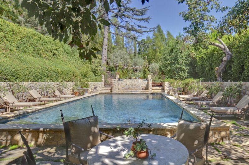 Superb Mediterranean-Style Property in Beverly Hills (12)