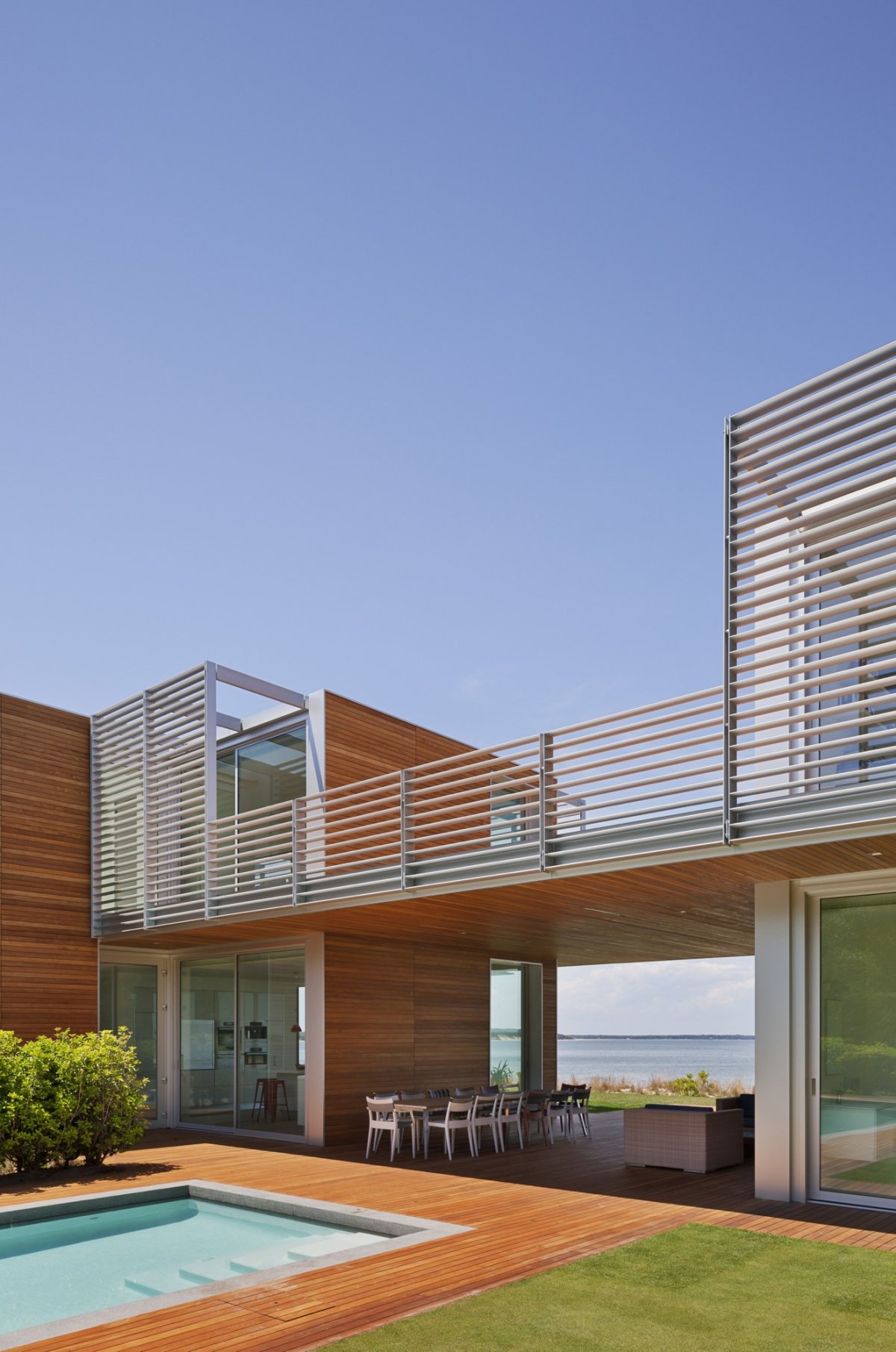 Sustainable Bay House in New York by Roger Ferris + Partners (16)