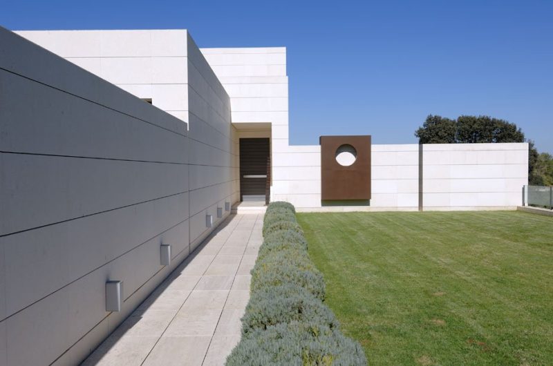 Integrated House in Madrid by A-cero (6)