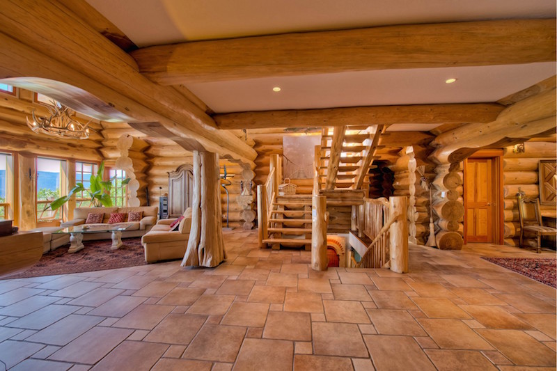 Rustic Shangri La Ranch In Vernon British Columbia 40