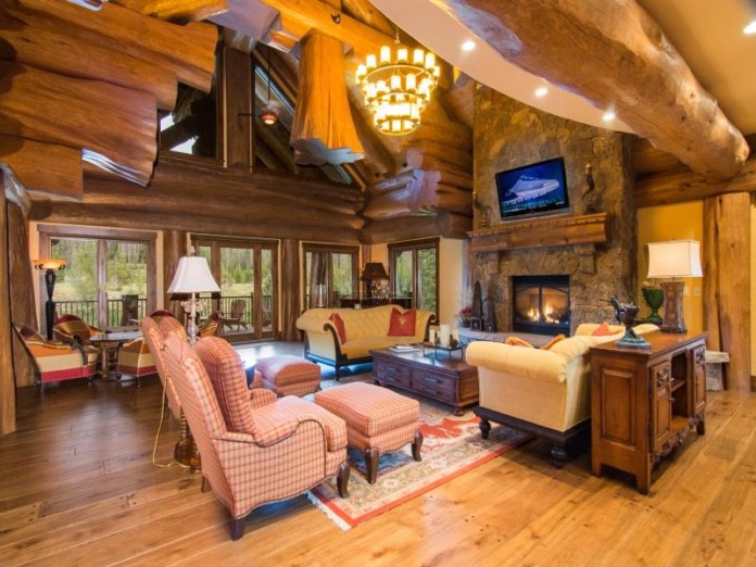 Rustic Eagles Landing Residence In Colorado, United States 6