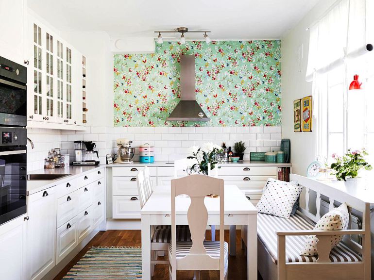 Wallpaper In The Kitchen? What A Brilliant Idea! - MyFancyHouse.com