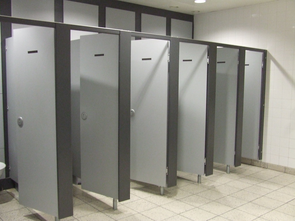 The Anatomy Of A Bathroom Stall What Makes Up An Effective Stall Myfancyhouse Com