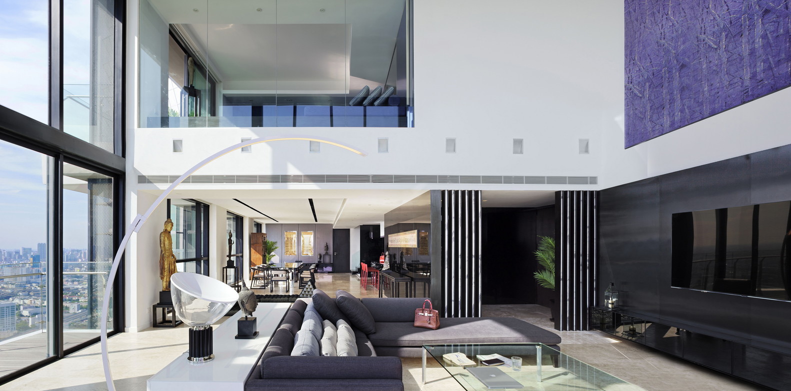 The Ultra-Modern and Progressive PANO Penthouse in Bangkok ... - Bangkok Inspired Penthouse Apartment Decor