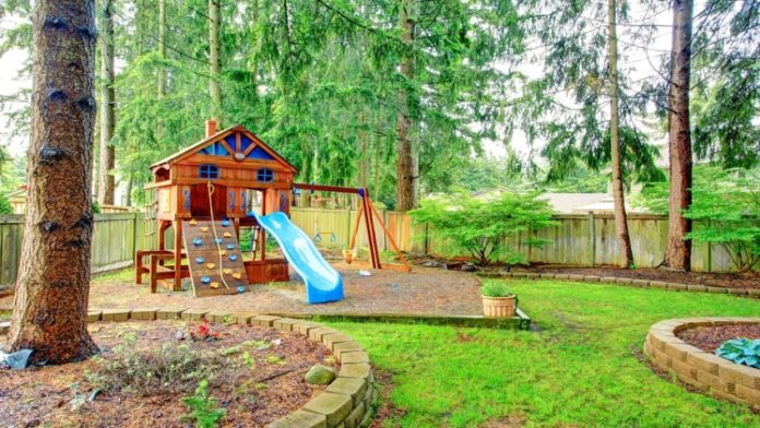 Creating a Kid-Friendly Backyard