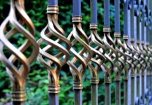 Metal fence panels